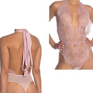 Free people show off bodysuit